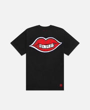 DR WOO LIPS TEE